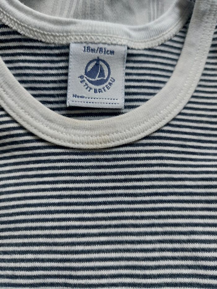 Body Petit Bateau taille 18 mois - photo numéro 3