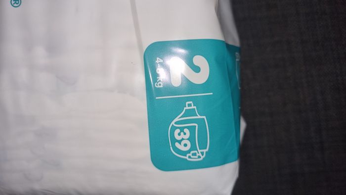 Paquet de 39 couches taille 2 neuf - photo numéro 5