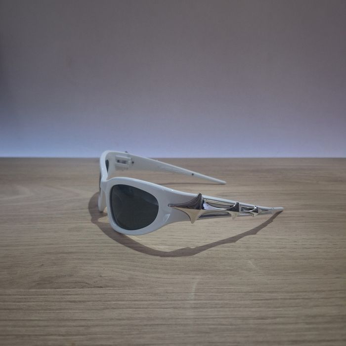 Lunettes de Solei Étoile filantel - Y2K Vintage 90s-2000s - Unisexe Sunglasses - Verres Teintés - photo numéro 2