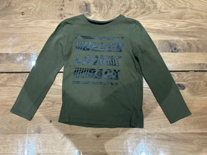 Tee-shirt manches longues 8 ans Primark Kaki