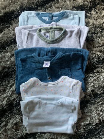 Lot de 3 grenouillères +(2 bodies offerts)