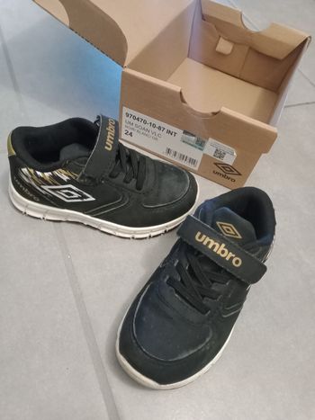 Basket umbro taille 24