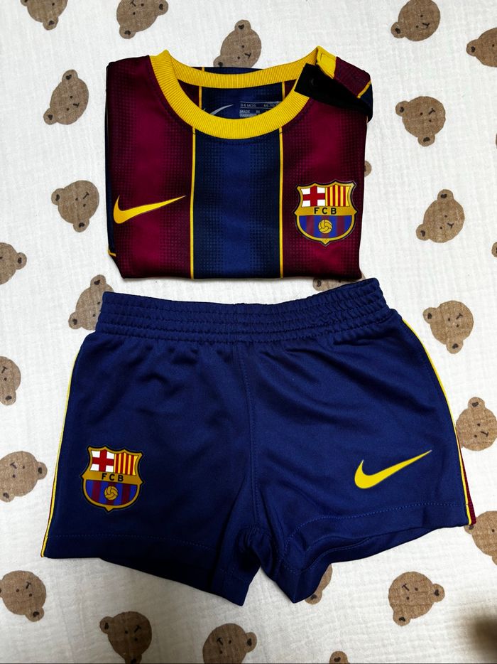 Ensemble de foot bébé - photo numéro 2