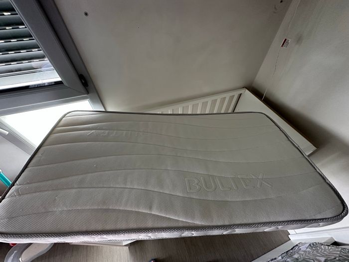 Lit bébé avec matelas - photo numéro 3
