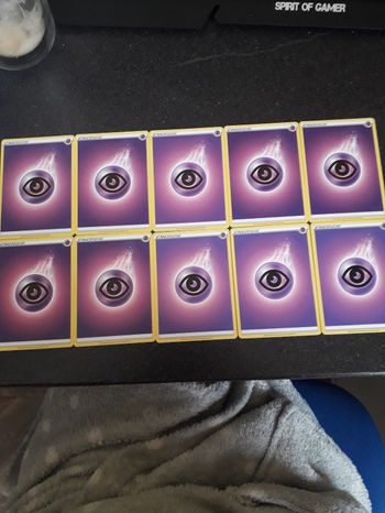 Lot de 10 cartes 2020 Pokémon énergie psy neuves