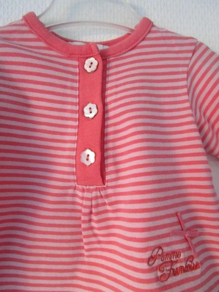 T-shirt rayé Pomme Framboise 3 mois TBE - photo numéro 3