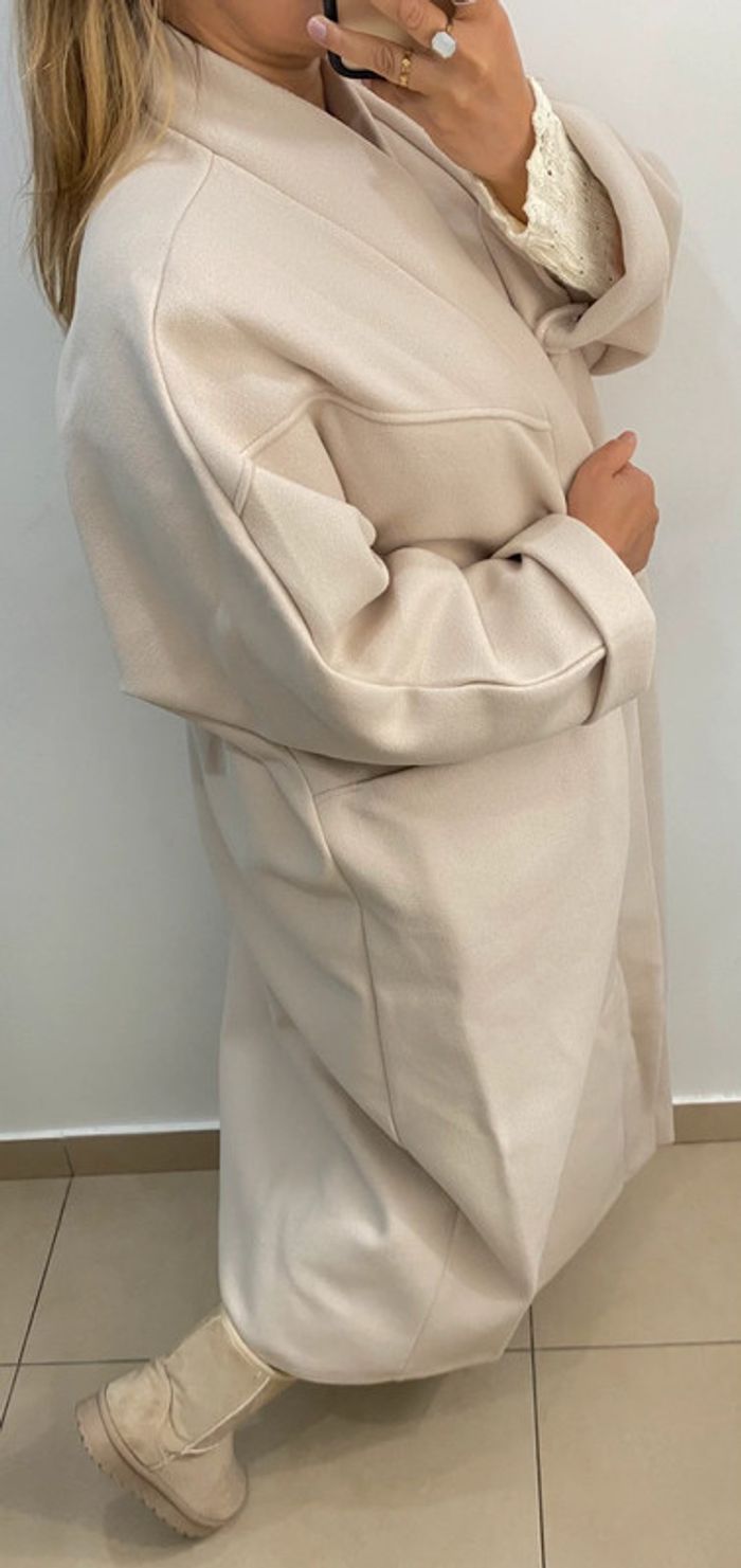 Superbe Manteau Long Beige  Taille Unique - photo numéro 9