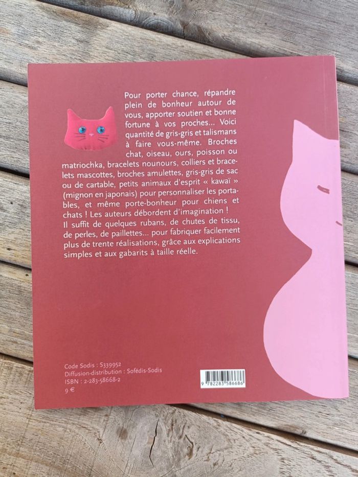 Livre gri-gri et porte bonheur création fabrication bijoux - photo numéro 5