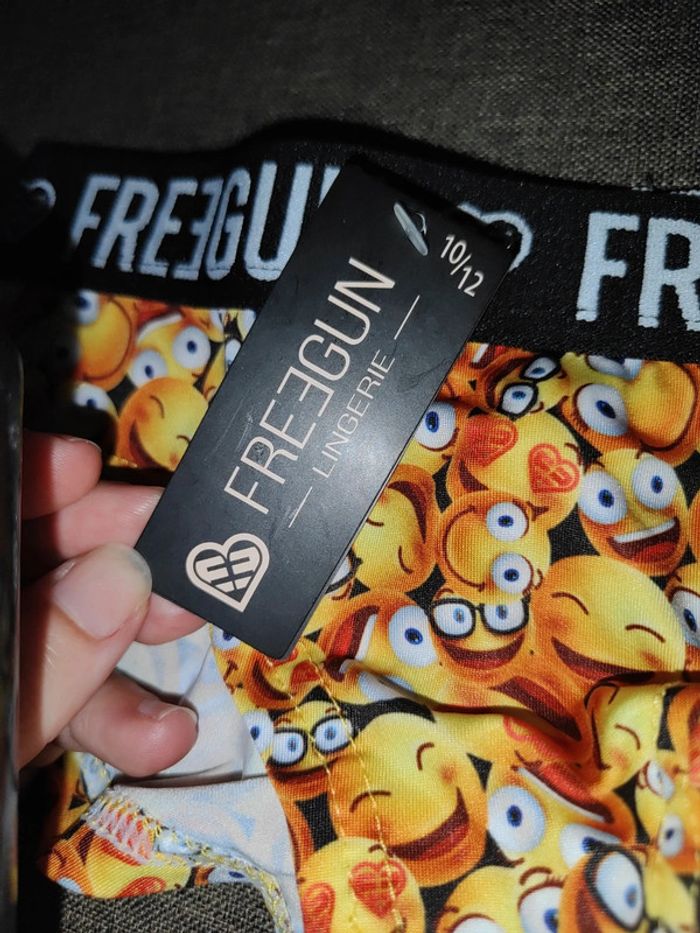 Culotte freegun 10/12 ans neuve - photo numéro 3