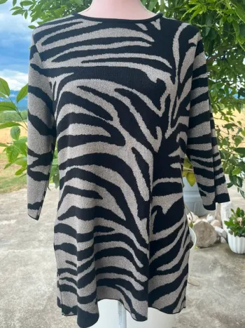 Pull long taille 42