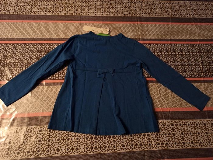 Haut bleu noeud dans le dos - photo numéro 3