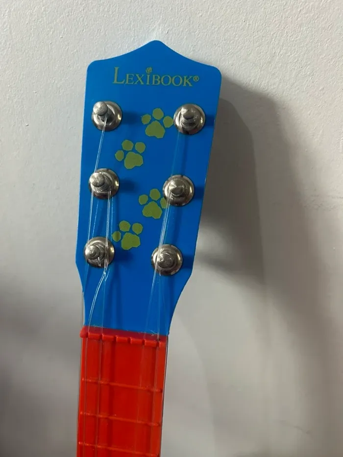 🎸 Guitare enfant Pat’ Patrouille – Lexibook 🐾 - photo numéro 4