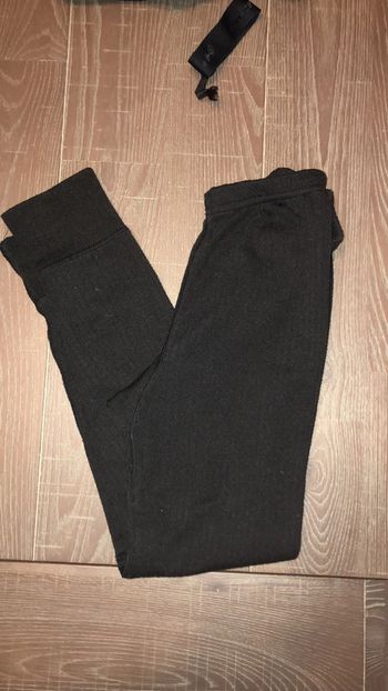 Pantalon technique dessous ski ou sport 8/ 10 ans