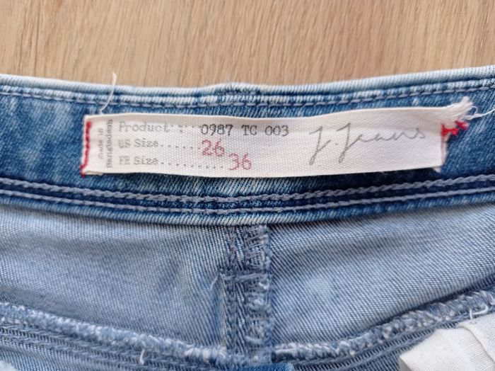 SHORT Jean JENNYFER. - photo numéro 3