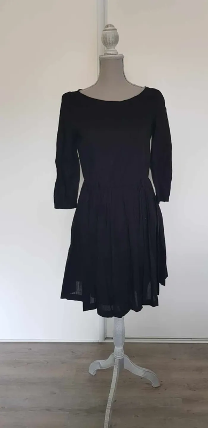 Robe cintrée doublé