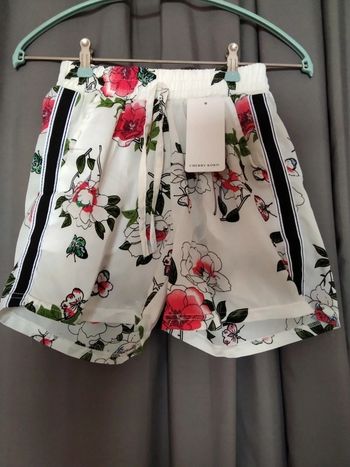 Short fleuri.  Marque Cherry koko