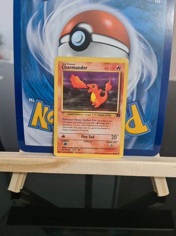 Carte Charmander 50/82 rocket ed 2