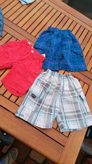 Lot de 3 bermudastzille 2ans