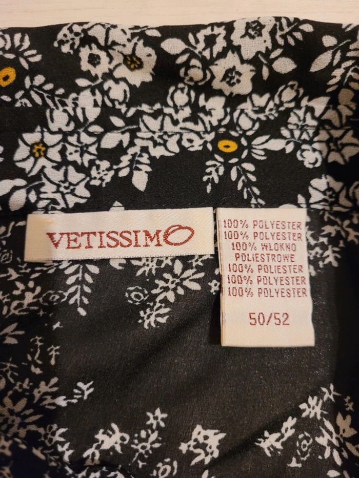 Chemise légèrement transparente - photo numéro 6