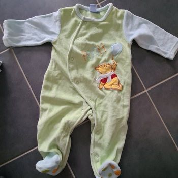 Pyjama winnie 9 mois