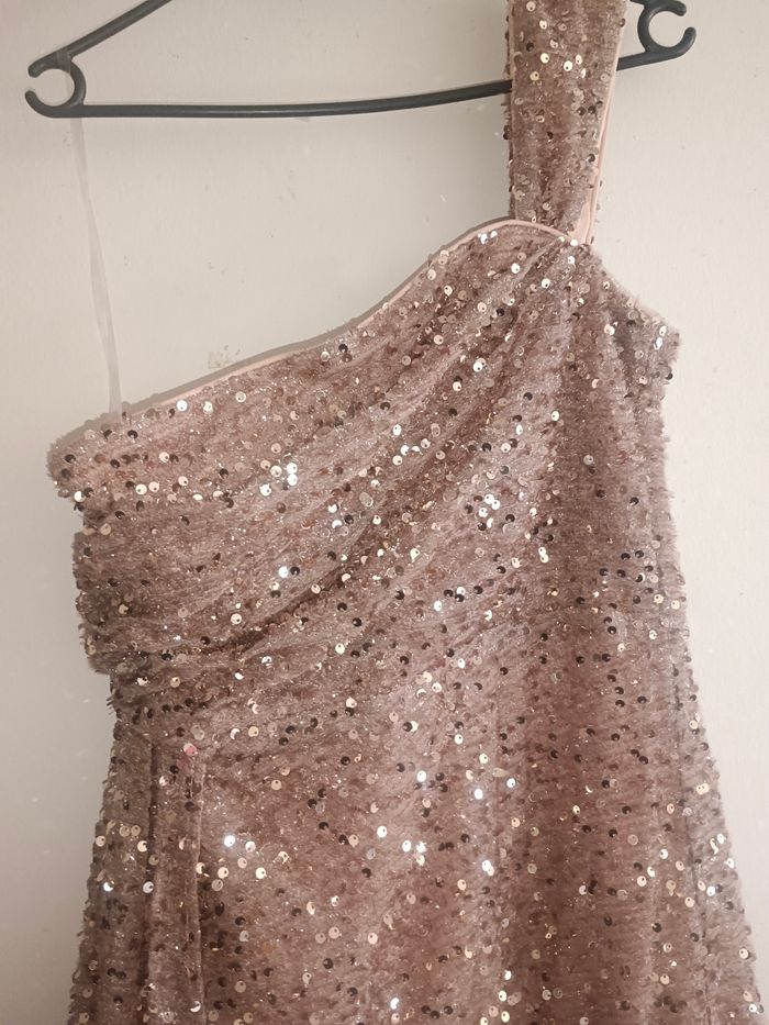 Robe de soirée - photo numéro 2