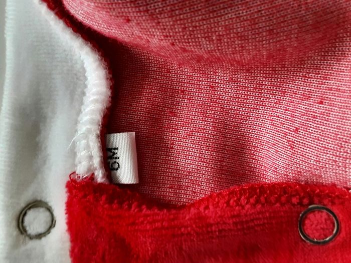 Pyjama velours rouge petit papa Noël - photo numéro 4