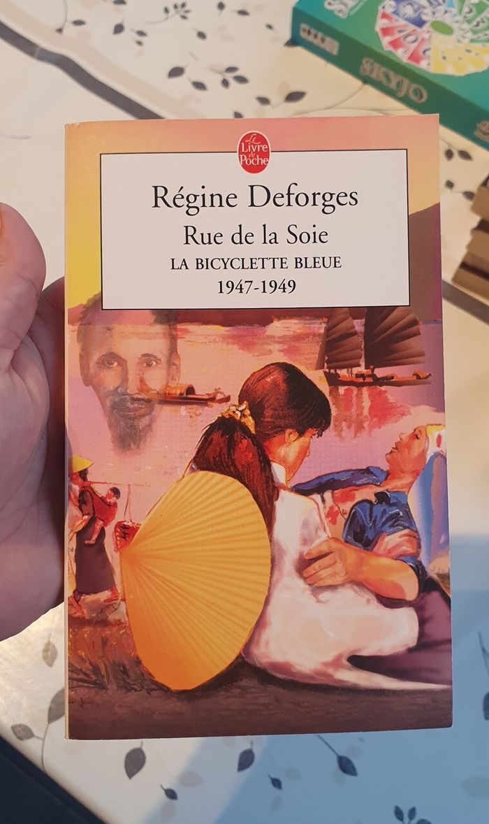 Régine Deforges - La Bicyclette Bleue tome 1 à 5 - photo numéro 8
