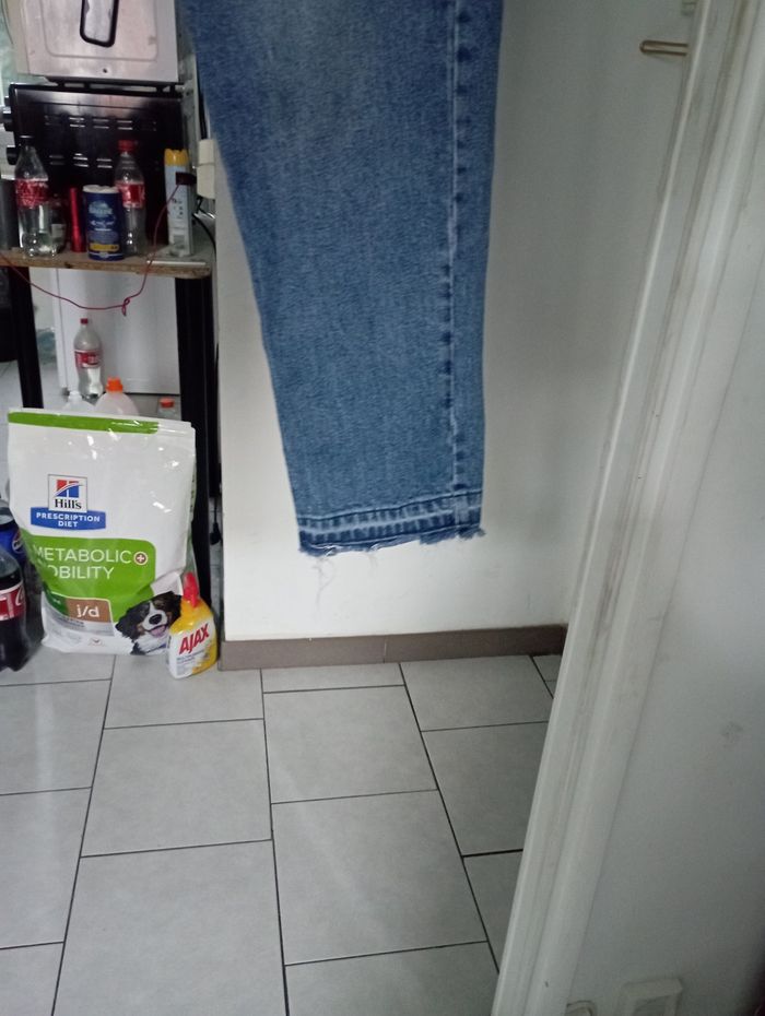 Jean slim taille 44 marque Kiabi - photo numéro 3