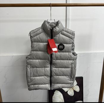Veste doudoune sans manche Canada Goose grise taille M