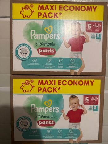 Lot de couches  Pampers baby dry pants taille 5