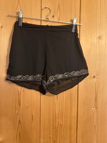 Mini short broderies perles