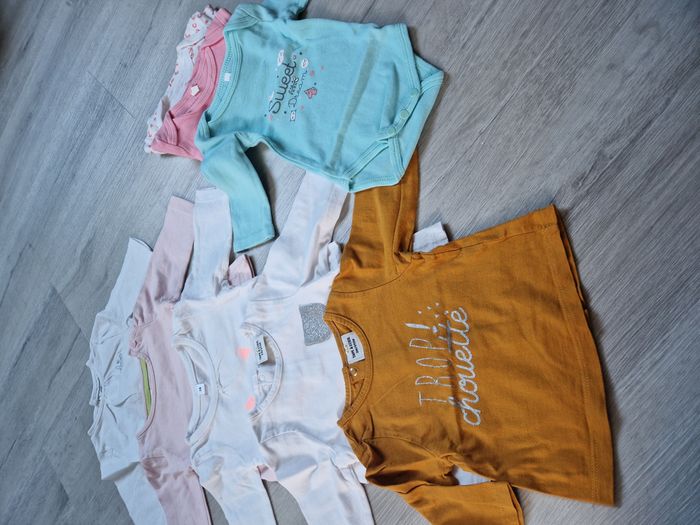 Lot vêtements 3mois 8 pièces