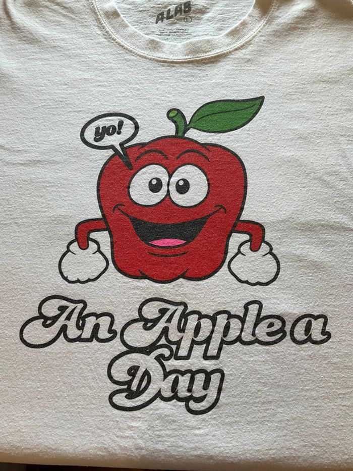 T-shirt blanc pour homme An apple a day taille L 374 - photo numéro 3