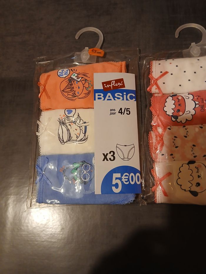 lot de sept culottes en coton 4/5 ans - photo numéro 3