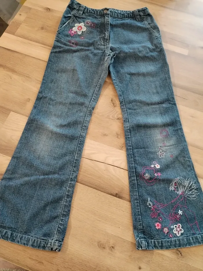 Pantalon fille 10 ans Disney - photo numéro 2