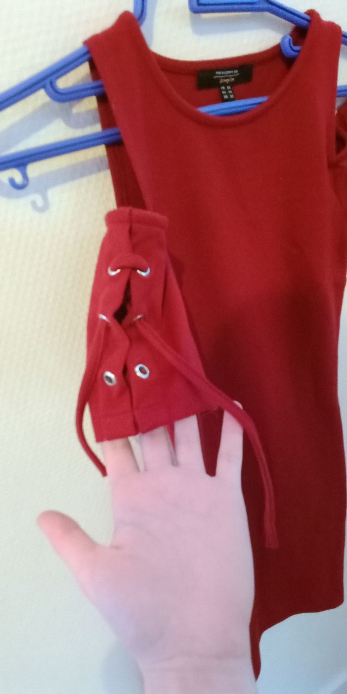 Robe rouge - photo numéro 2