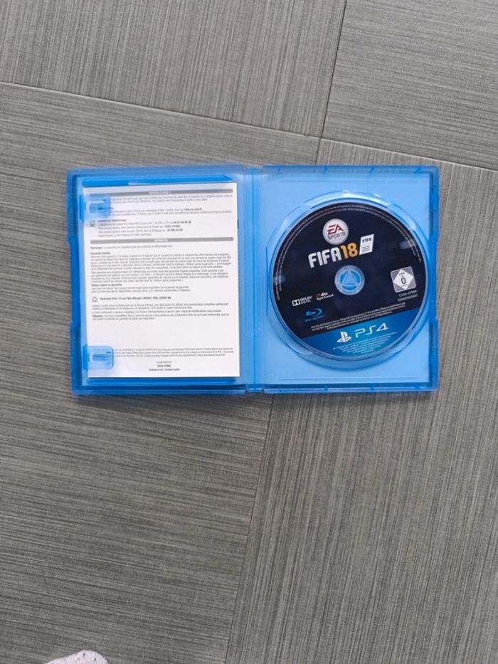 Jeu PS4 Fifa 18 - photo numéro 3