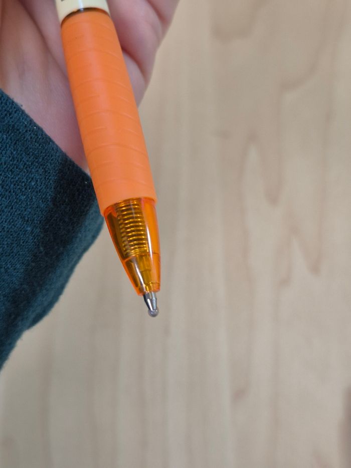 Stylo bille rétractable Kirby encre orange - photo numéro 4