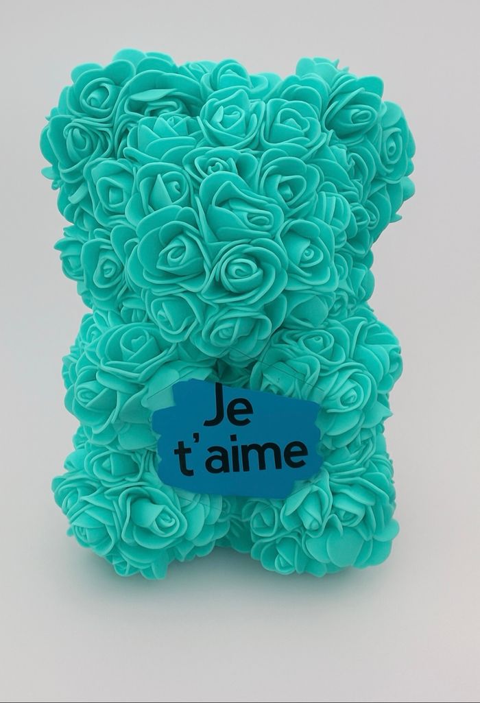 Oursons avec fleurs + plaque je t’aime
