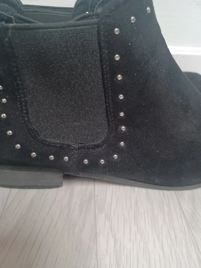 Bottine noire cloutée femme en velour - photo numéro 6