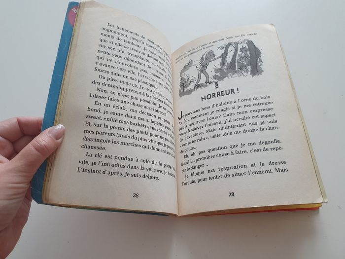 Livre Les petites sorcières - photo numéro 3