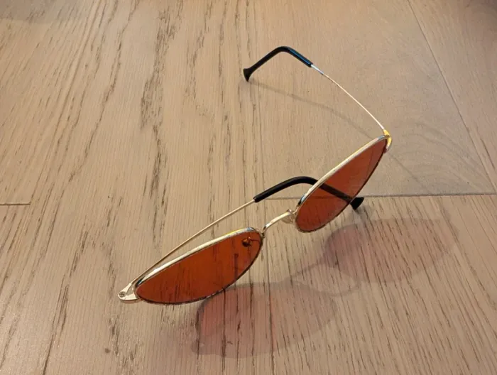 Lunettes de soleil Vintage - photo numéro 2