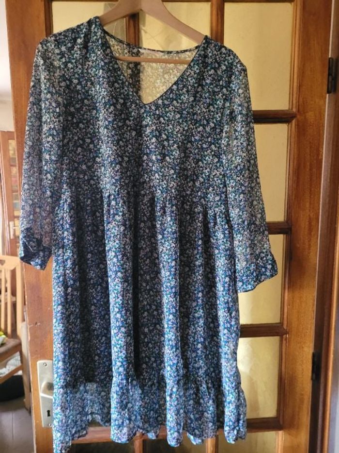 Robe aisselle a aisselle 54 cm camaieu