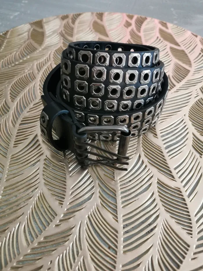 Ceinture style punk années 80 noire