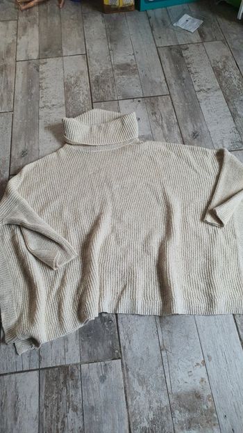 Pull gémo taille 40 42 en très bon état