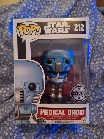 Funko pop star wars médical droid 212