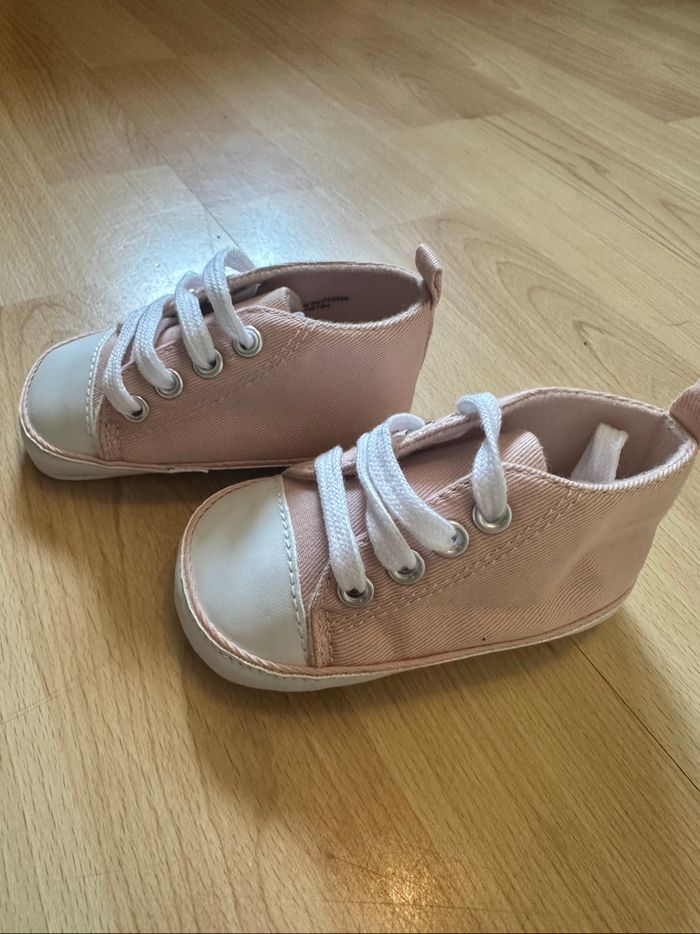 Lot chaussures bebe 12-18 mois - photo numéro 5