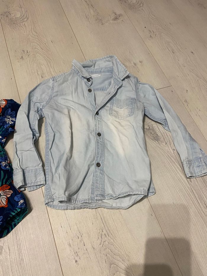Lot de chemise 5 ans et 6 ans - photo numéro 3