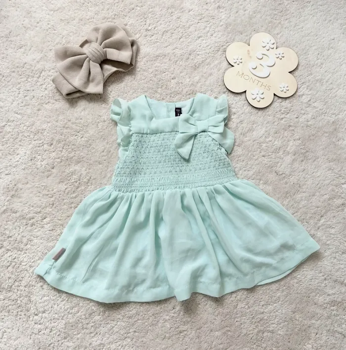 Robe menthe 3 mois