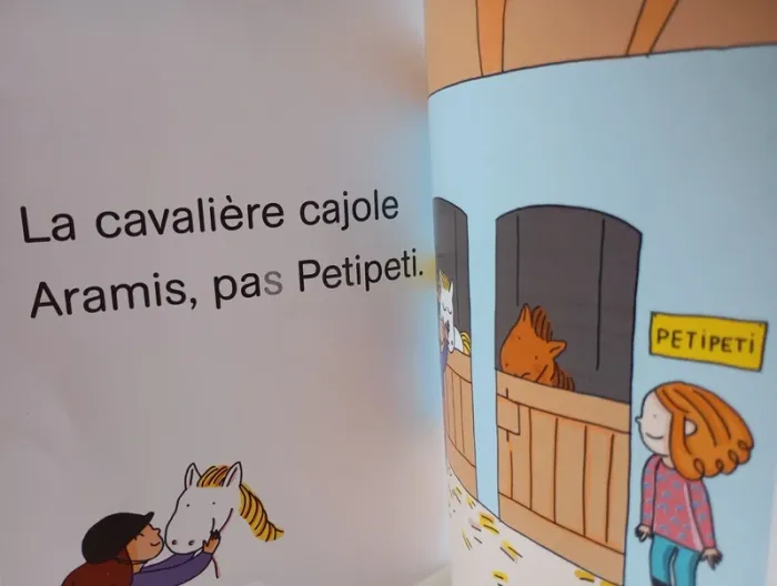 Regarde je lis avec Noé et Mila - Mila et le petit cheval - Niveau 1 CP - photo numéro 4